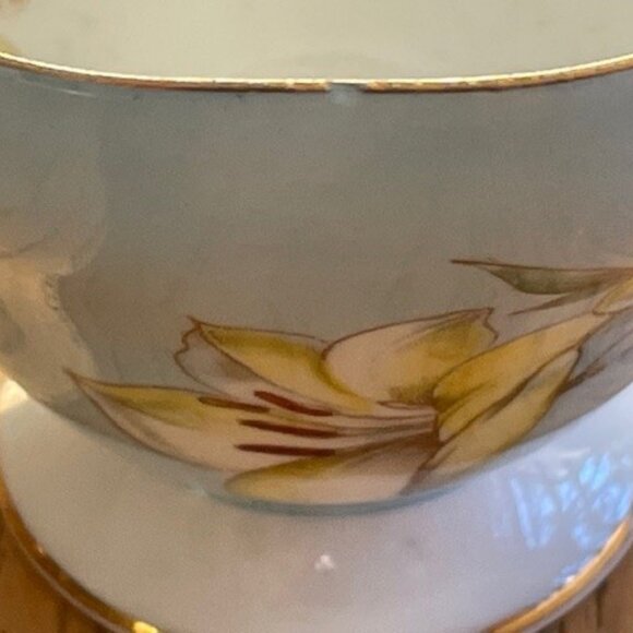 Vtg. FOLEY LILIUM REGALE TEA CUP & SAUCER Light Blue, Hand Painted Yellow Lily - Picture 10 of 12